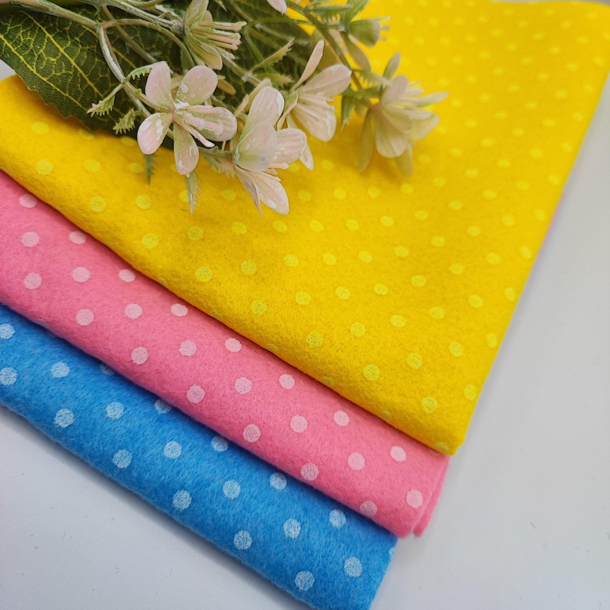 Pannolenci stampato a pois di Stafil - Merceria Creativa Tania