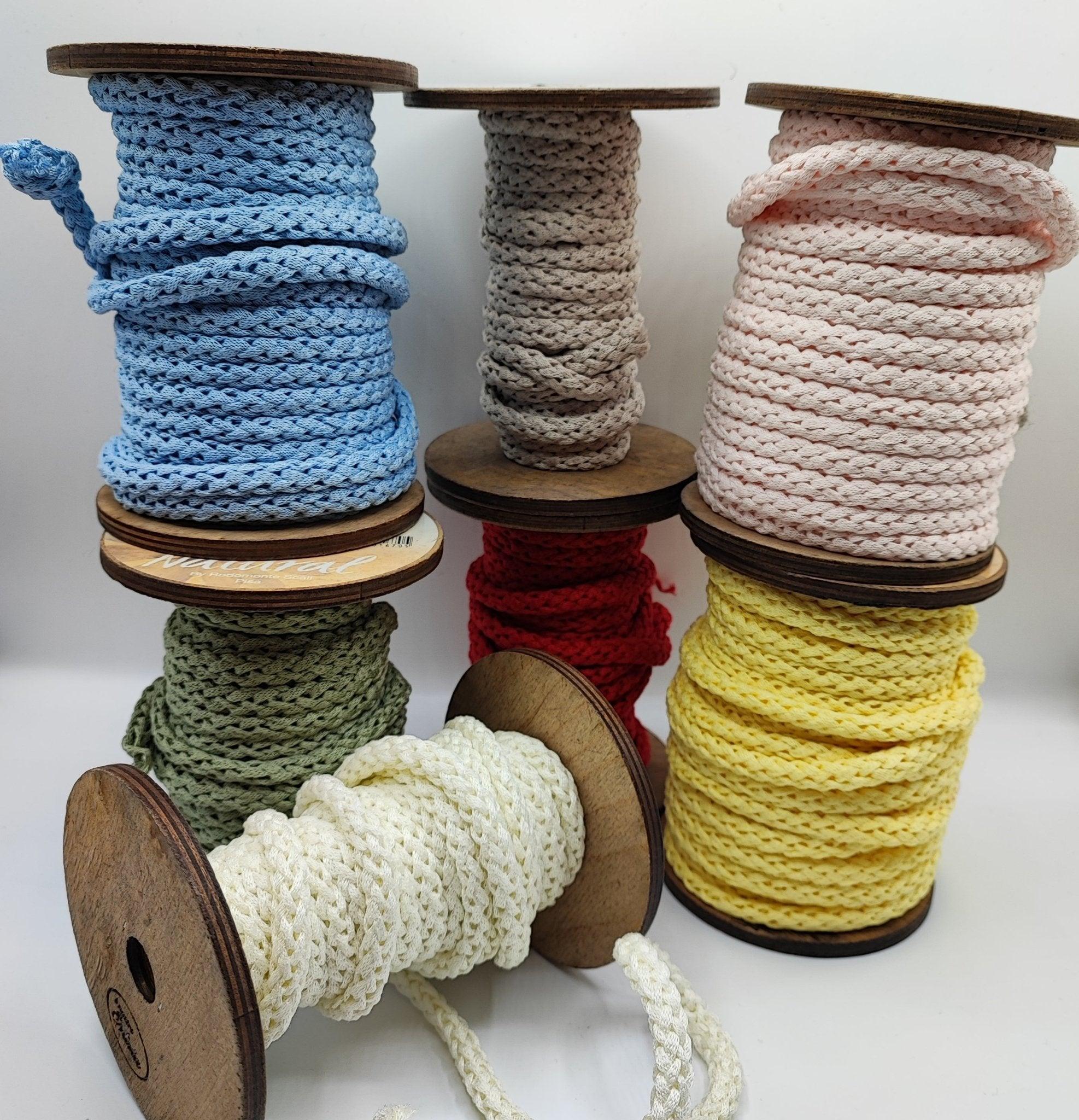 sourcing map 9,1 metri di nastro con pompon e frange, accessorio per cucito, fai da te, decorazione per tende, vestiti, cuscini (5 mm, blu sourcing map 9,1 metri di nastro con pompon e frange, accessorio per cucito, fai da te, decorazione per tende, vestiti, cuscini (5 mm, blu
